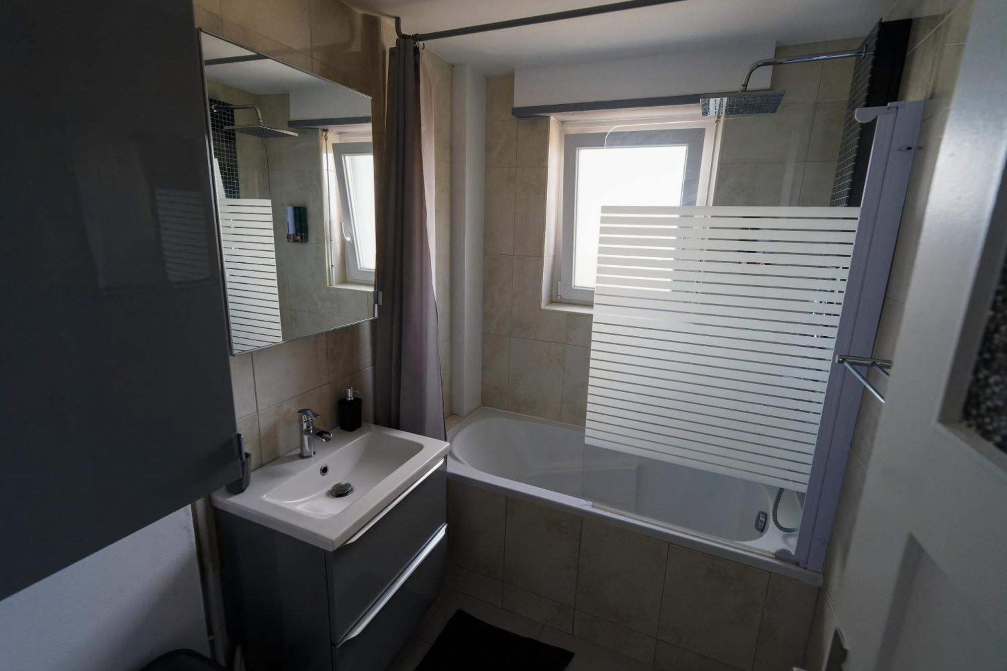 Agreable Et Spacieux Appartement Lumineux T4 Alsace Riedisheim Buitenkant foto